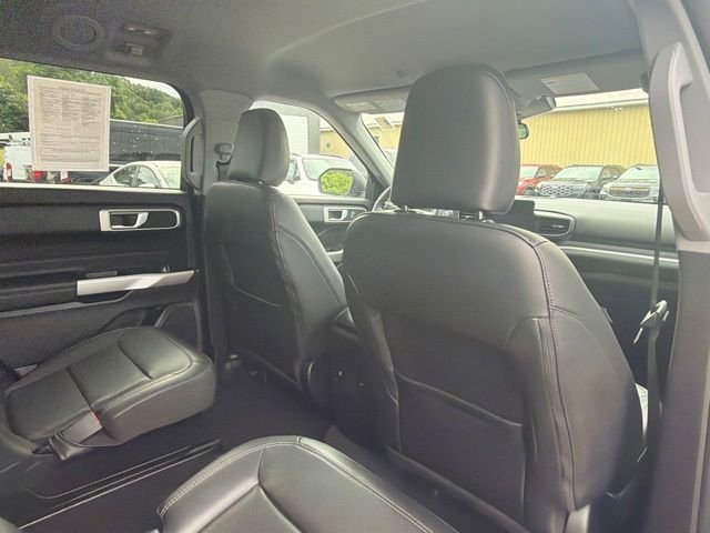 Used 2023 Black Ford XLT image 36