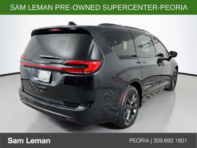 Used 2021 Black Chrysler Touring image 7