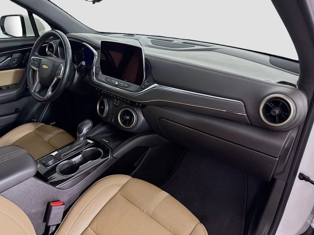 Used 2023 Beige Chevrolet Premier image 29