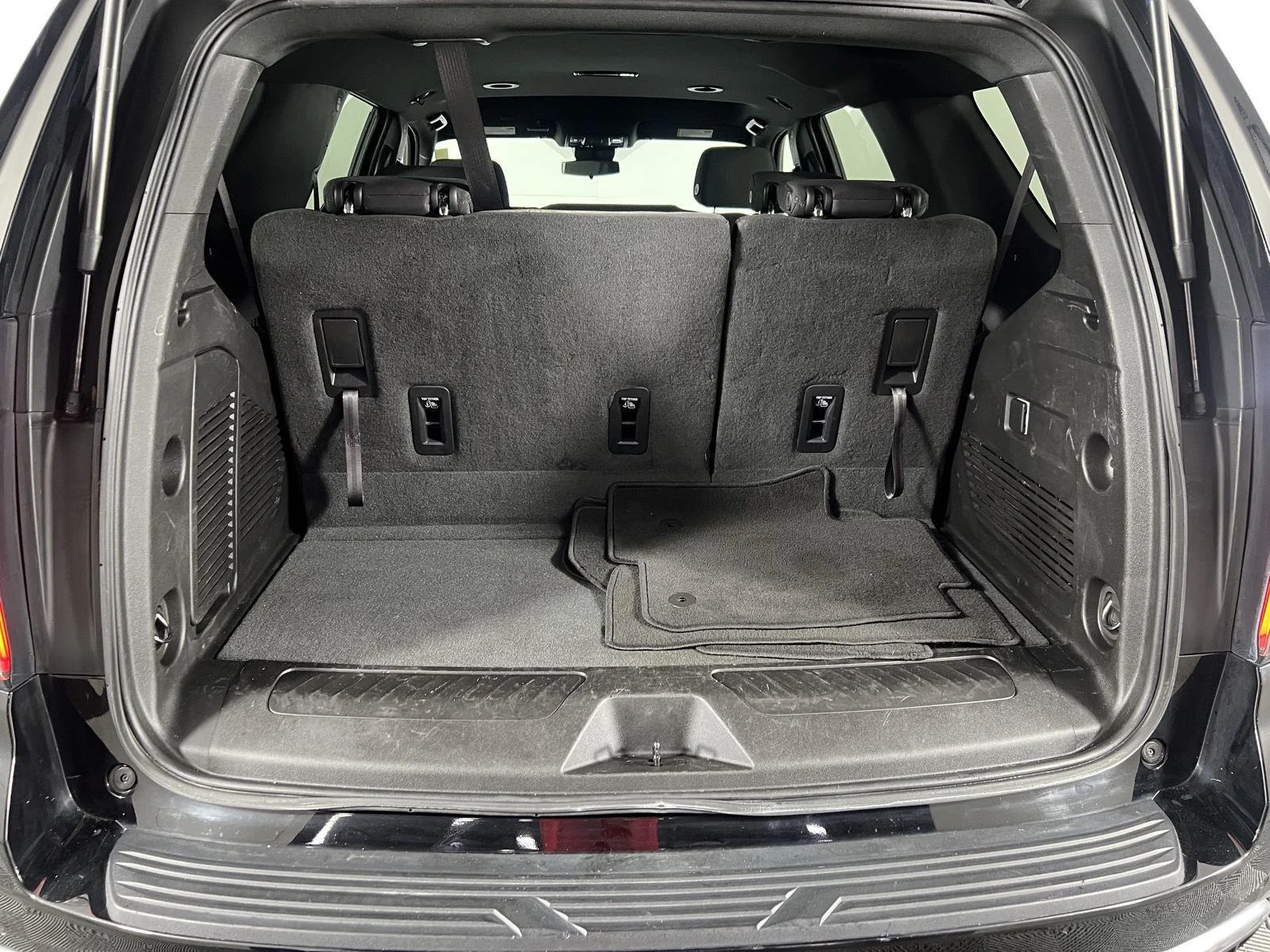 Used 2023 Black Chevrolet LS image 8