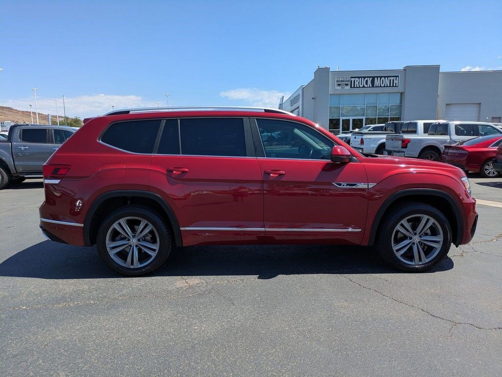 Used 2019 Volkswagen Atlas SE R-Line w/Tech with VIN 1V2YR2CA0KC547018 for sale in Mesquite, NV
