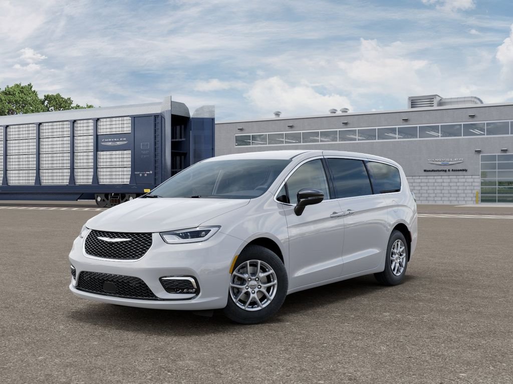 2026 Chrysler Pacifica Select's photo