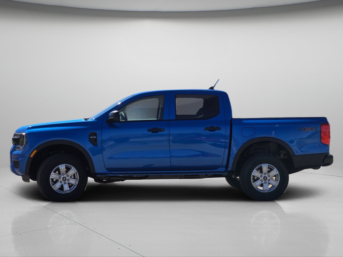 New 2026 Velocity Blue Metallic Ford XL image 17