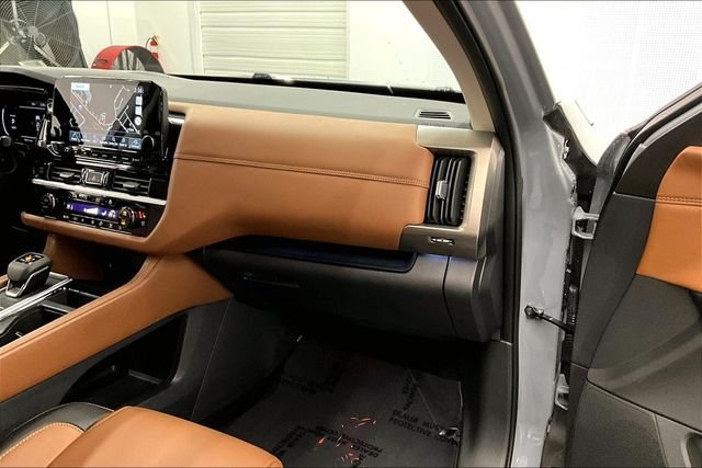 2025 Nissan Pathfinder Platinum - Photo 19