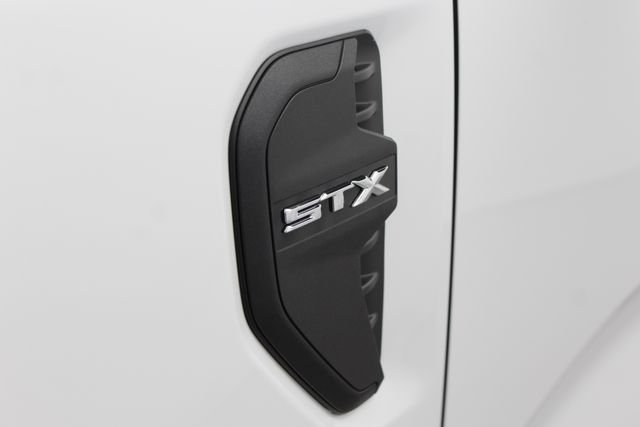 Used 2024 Oxford White Ford XL image 26