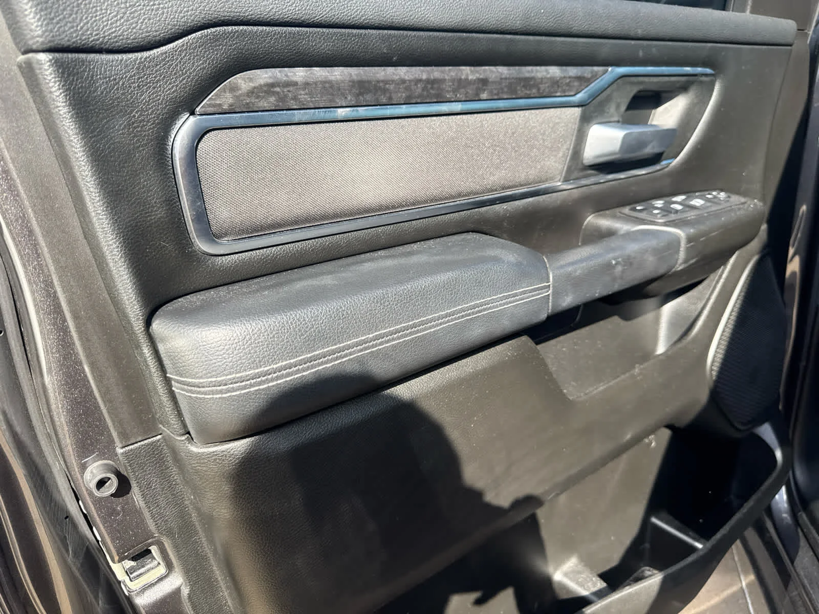 Used 2024 Granite Crystal Metallic Clearcoat Ram Lone Star image 8