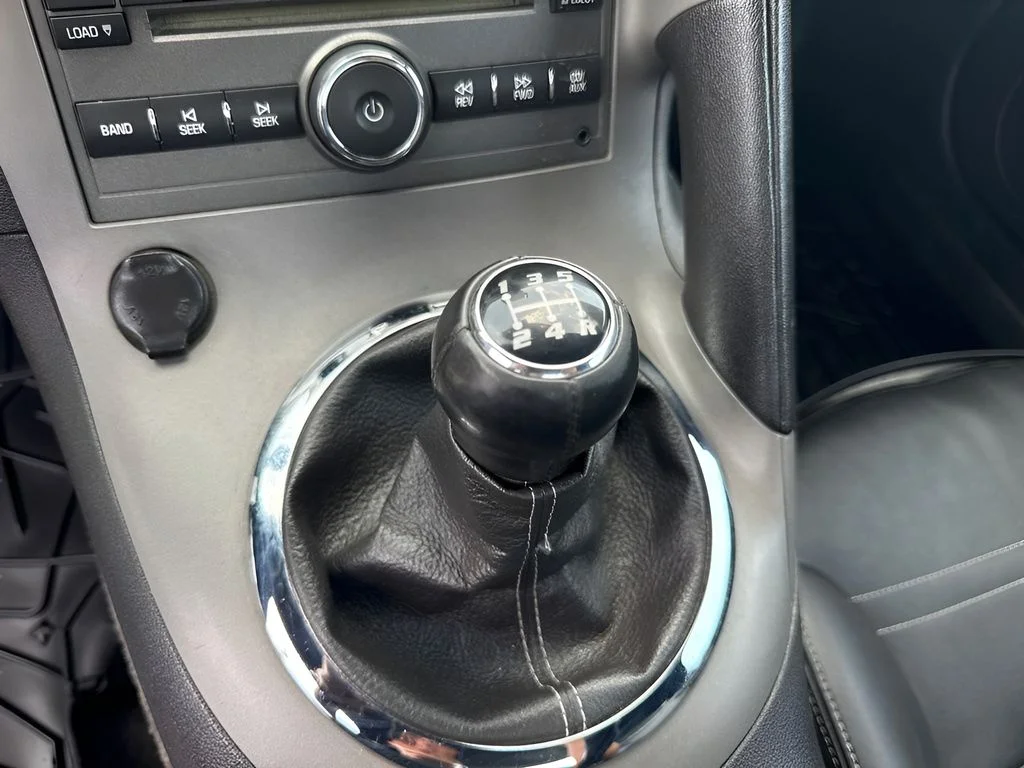 Used 2007 Silver Pontiac GXP image 10