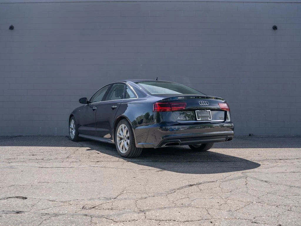 Used 2018 Blue Audi 2.0T Premium image 3