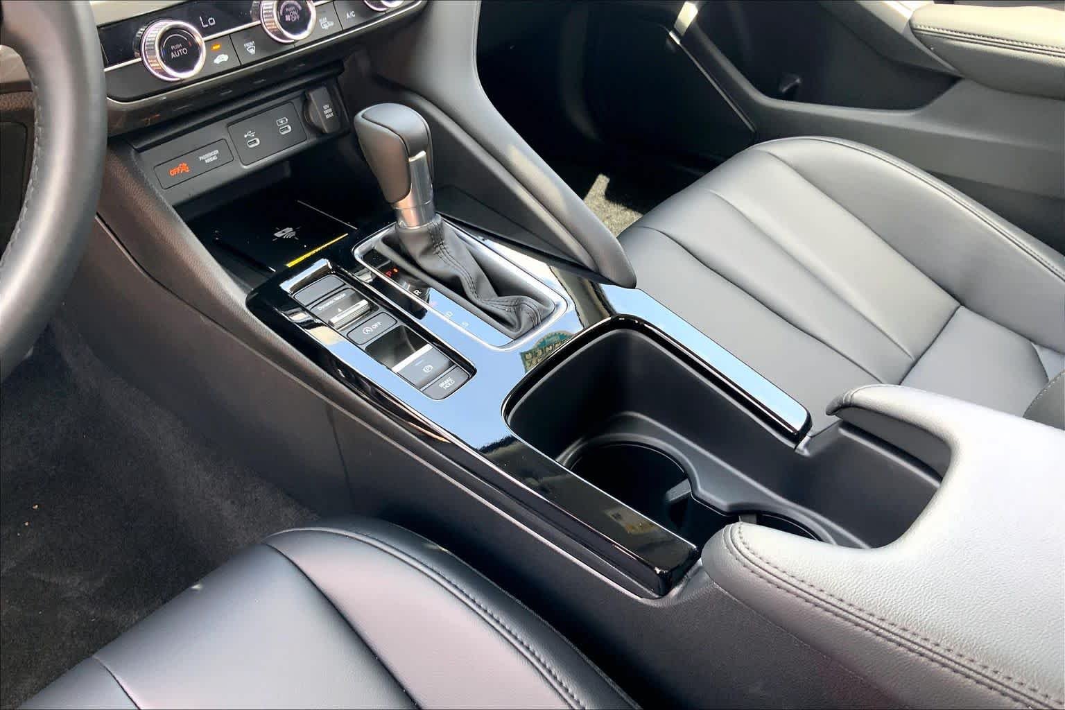Used 2026 Urban Gray Pearl Acura  image 15