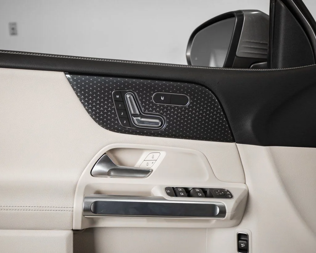 Used 2026 Gray Mercedes-Benz GLB 250 image 6