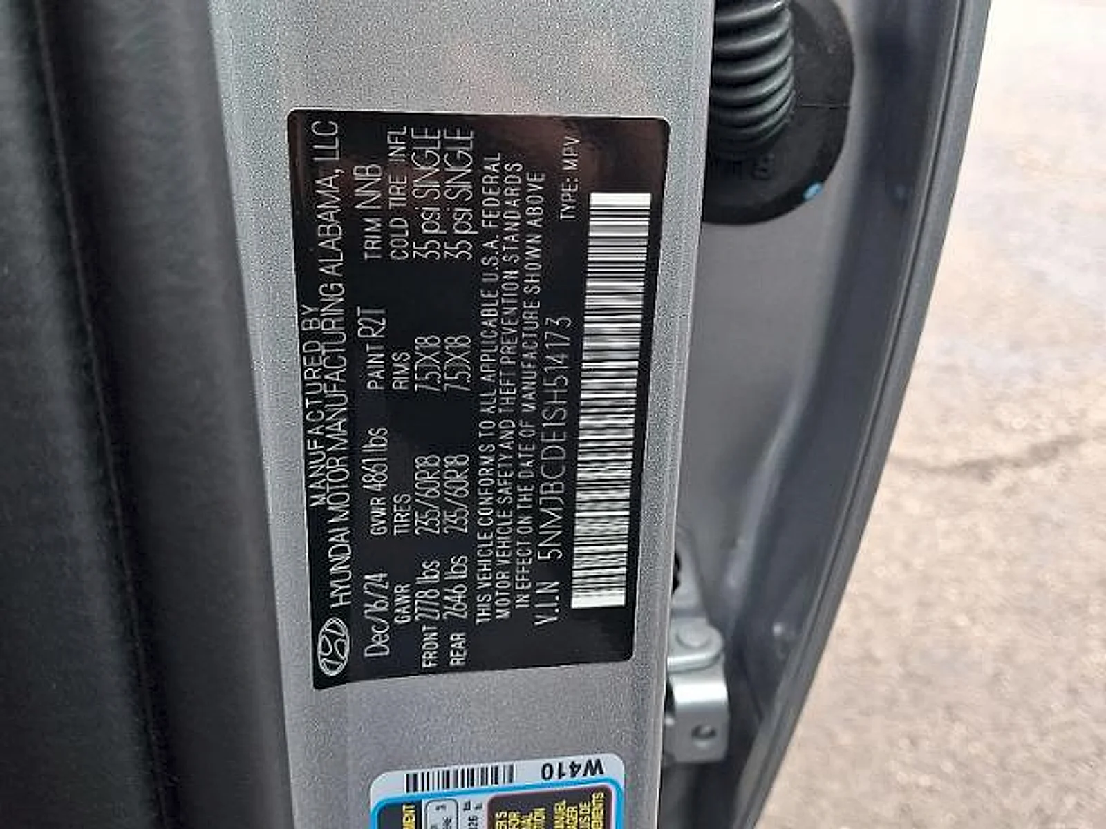 Used 2025 Shimmering Silver Hyundai SEL image 28
