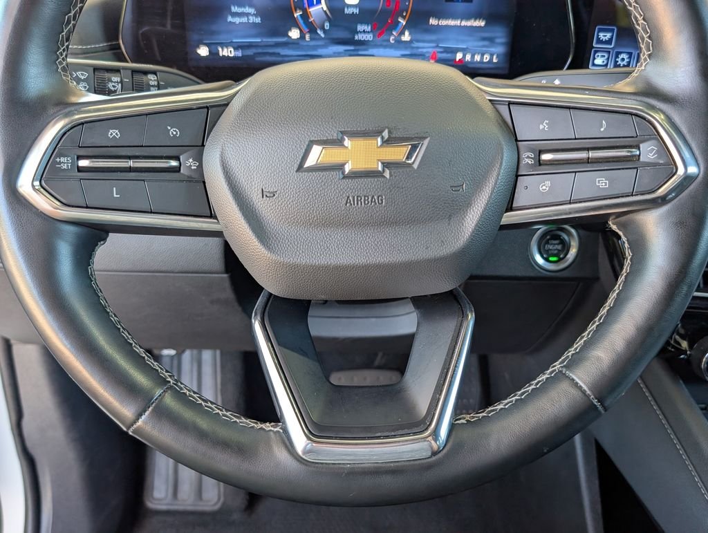 Used 2024 Summit White Chevrolet LT image 5