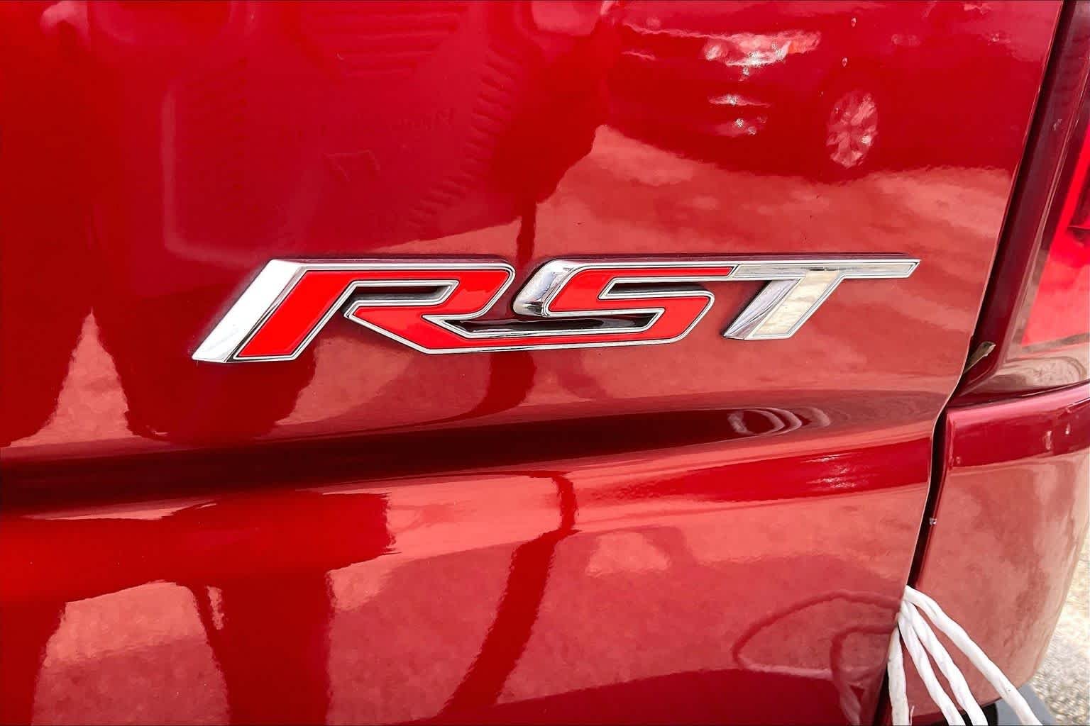 Used 2023 Radiant Red Tintcoat Chevrolet RST image 10