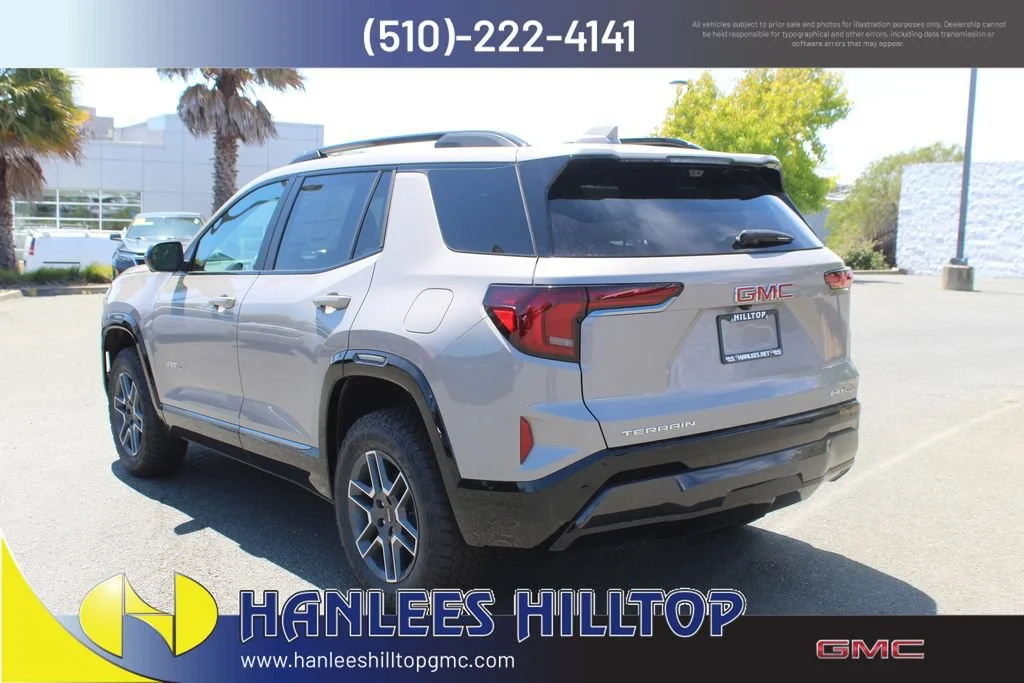 2026 GMC Terrain AT4 - Photo 9