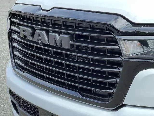 2026 RAM 1500 Laramie - Photo 17