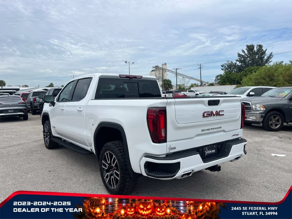 New 2026 Summit White GMC AT4 image 5