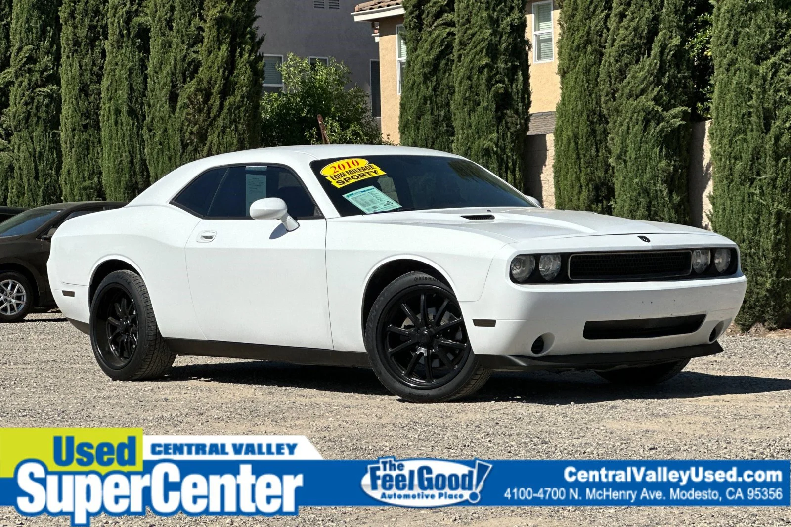 2010 Dodge Challenger SE's photo