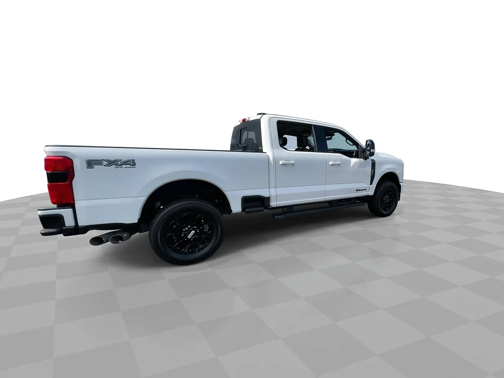 Used 2024 WHITE Ford Lariat image 2