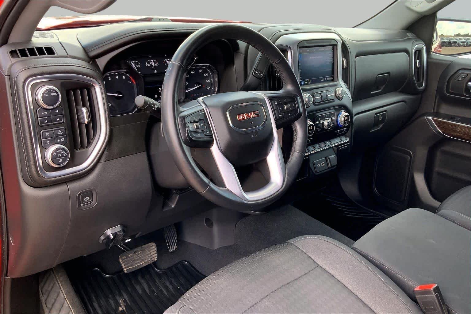 Used 2020 Cardinal Red GMC Elevation image 18