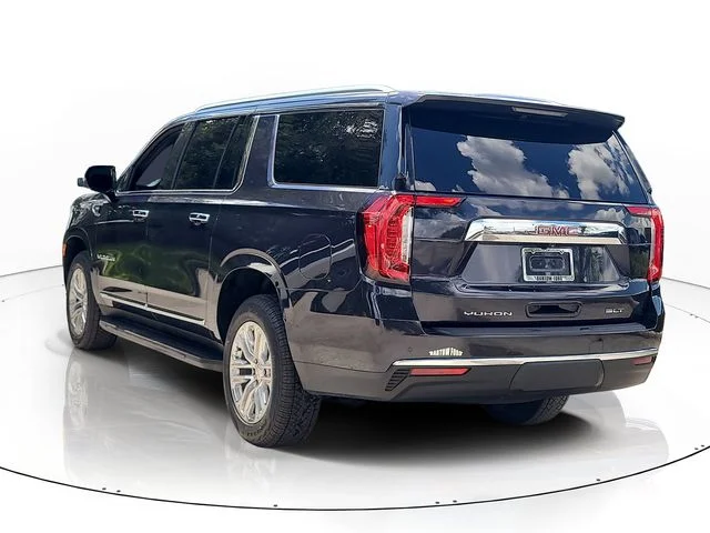Used 2023 Silver GMC SLT image 5