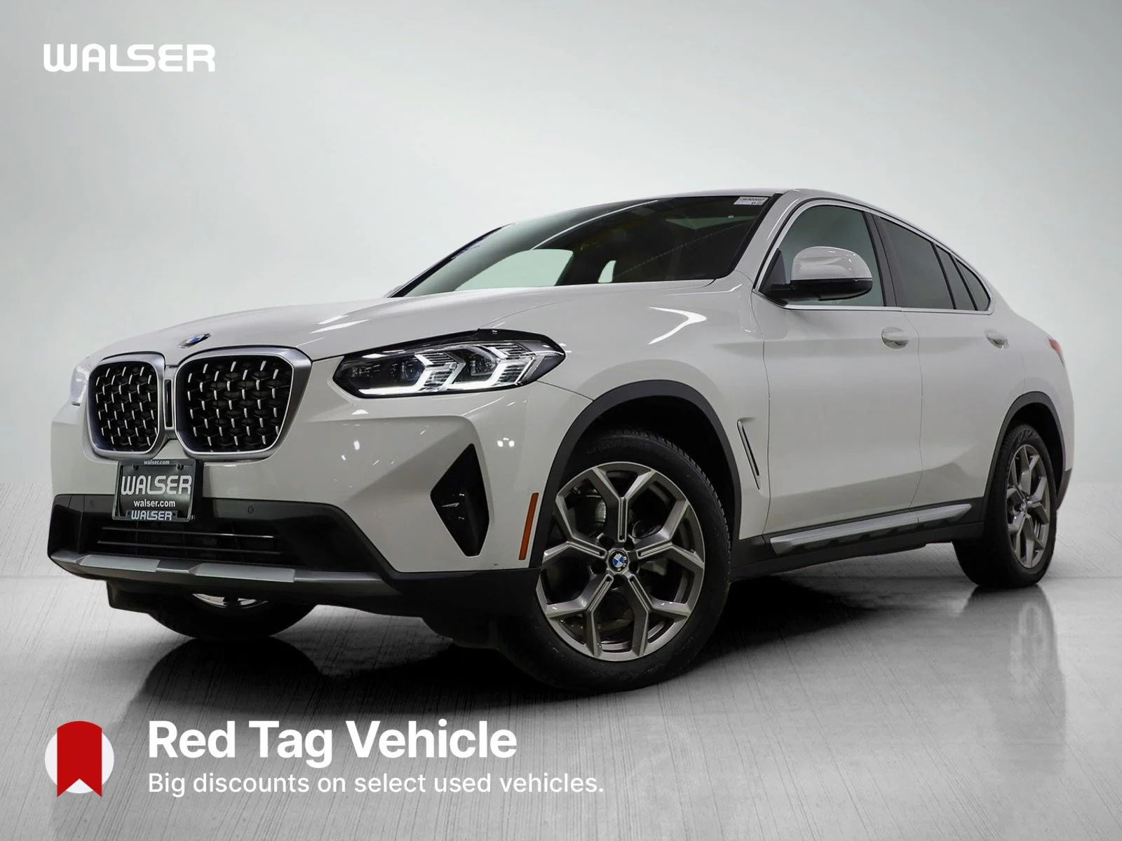 2022 BMW X4 xDrive30i's photo