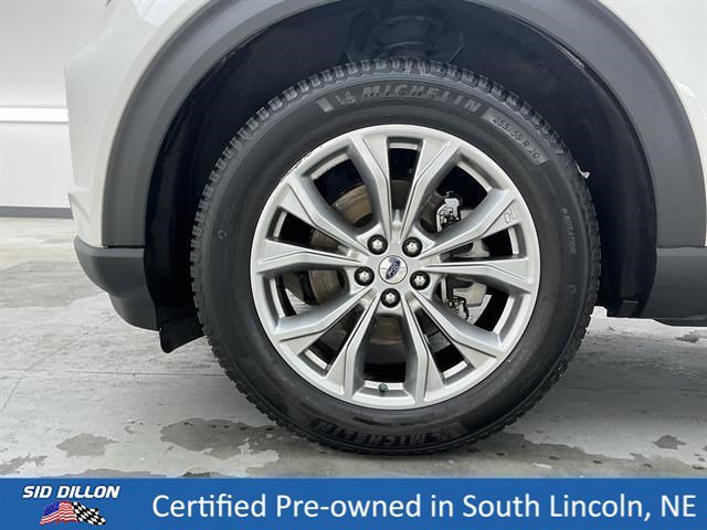 Used 2021 Star White Metallic Tri-Coat Ford XLT image 18