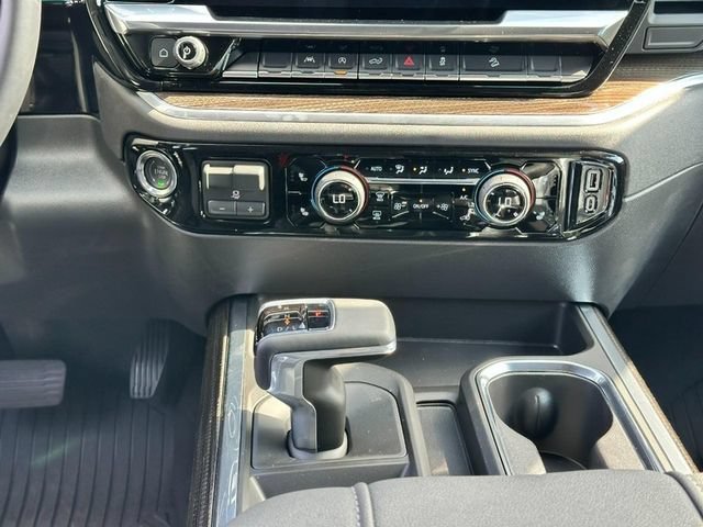 New 2026 Summit White Chevrolet LT Trail Boss image 9