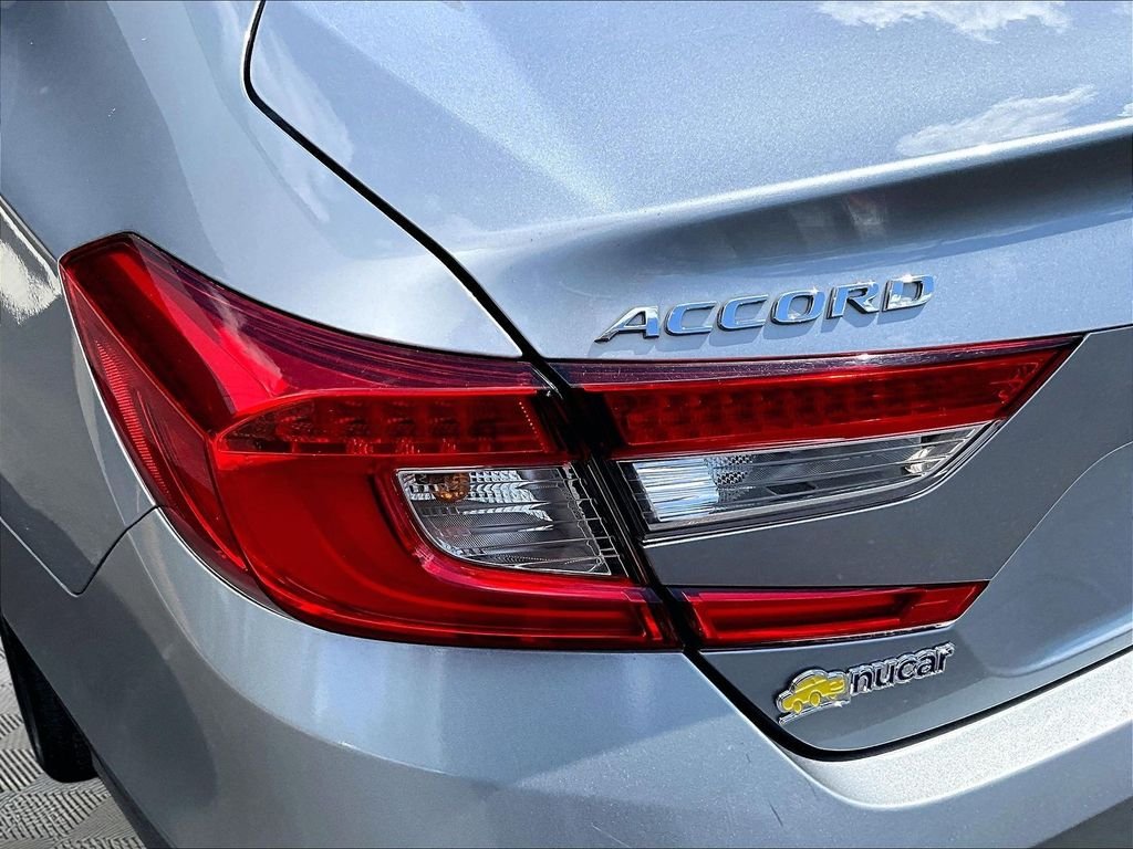 Used 2019 Silver Honda LX image 25