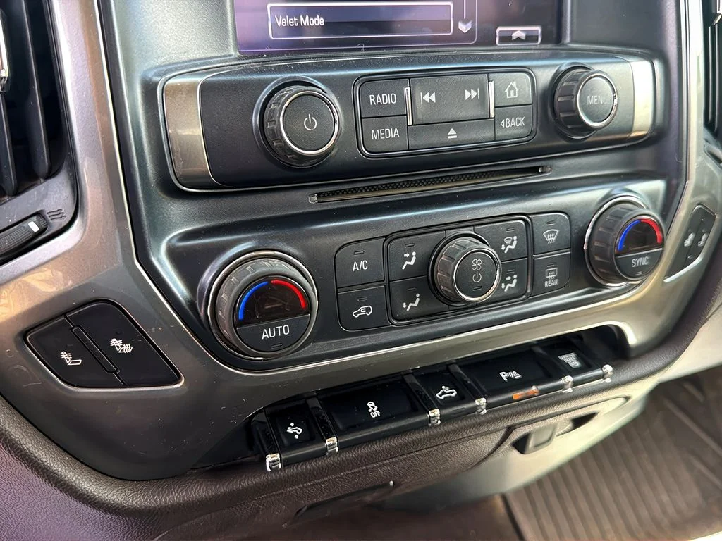 2018 Chevrolet Silverado 3500HD LT - Photo 19