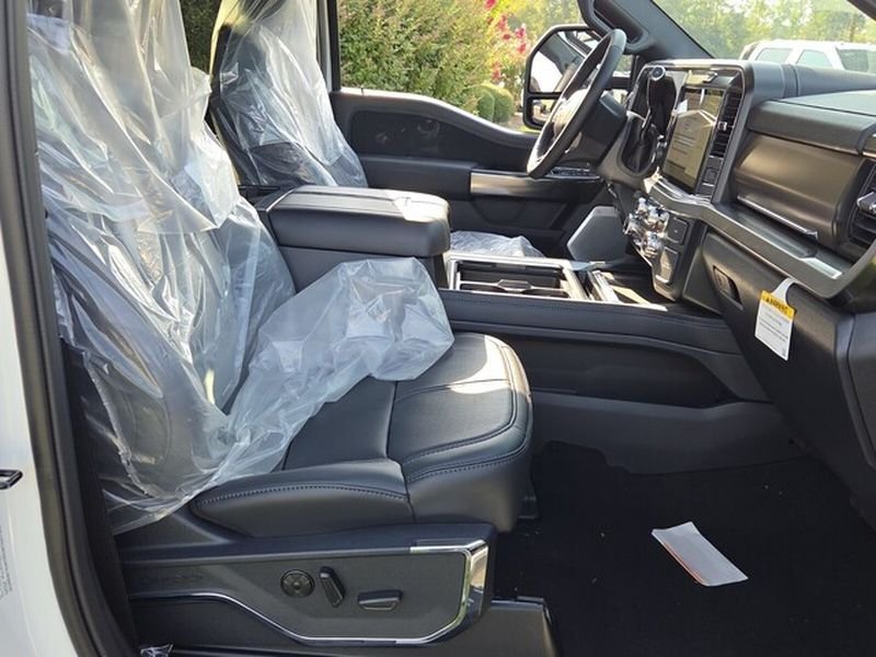 New 2026 Star White Metallic Tri-Coat Ford F-350® Platinum® image 13