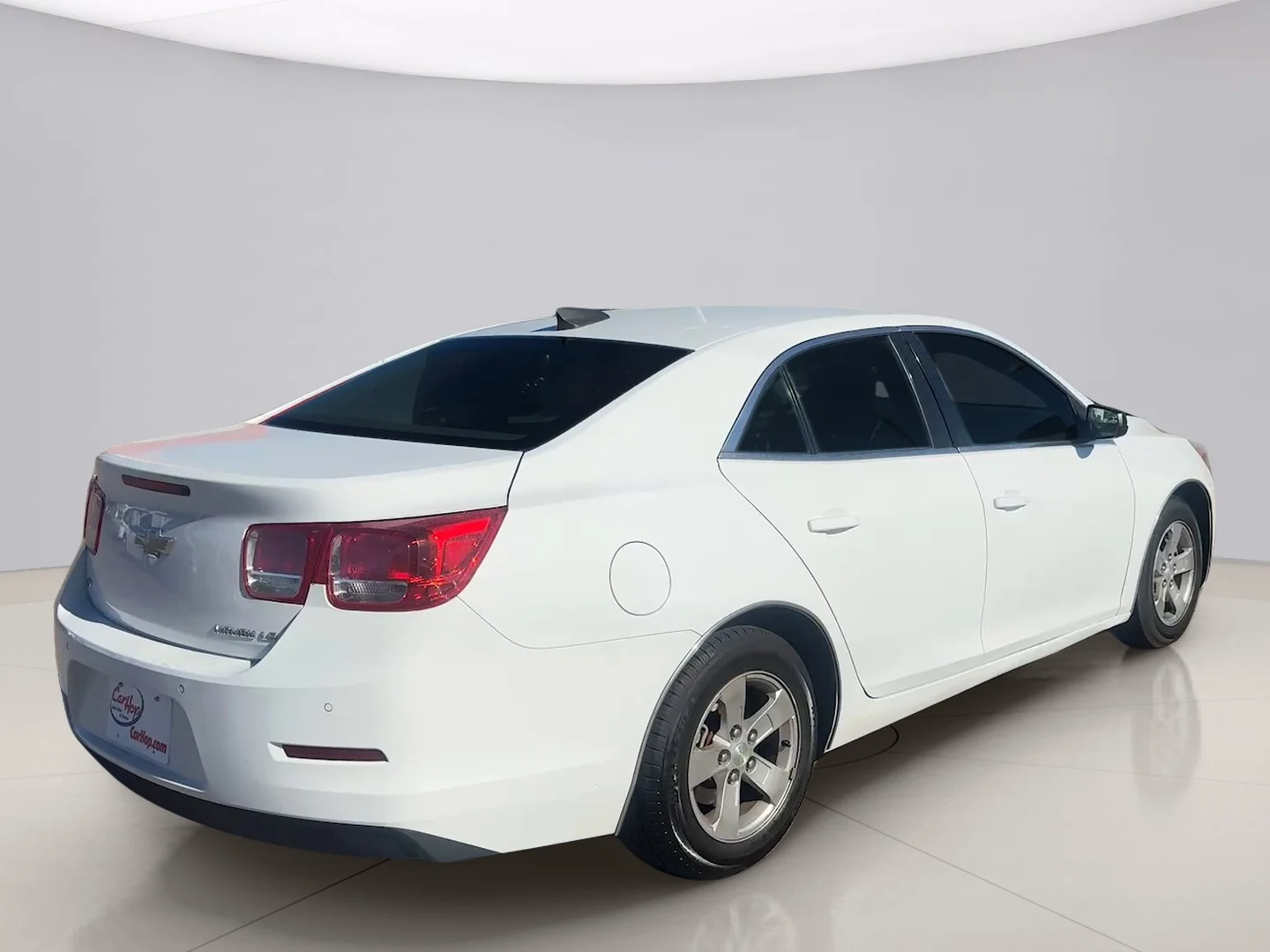 Used 2016 White Chevrolet FL image 5