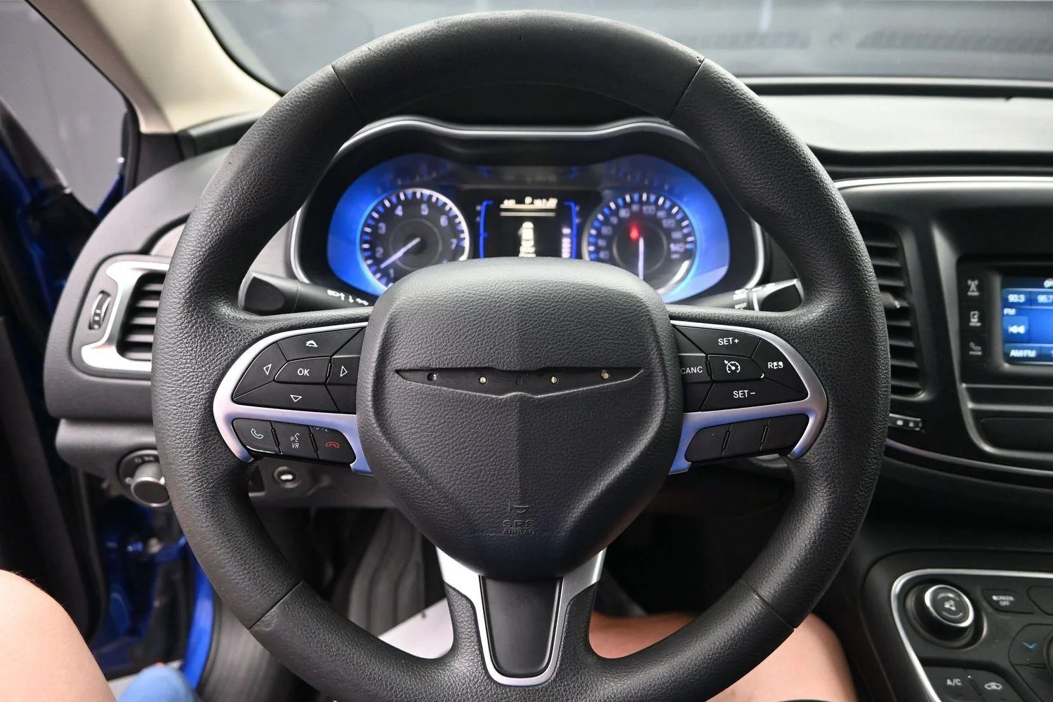 Used 2016 Vivid Blue Pearlcoat Chrysler Limited image 16