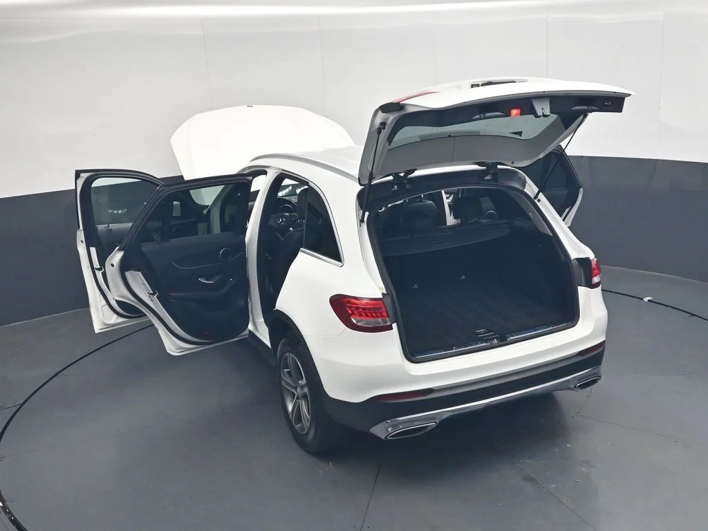Used 2016  Mercedes-Benz GLC 300 image 48