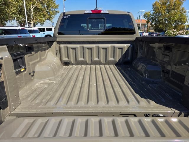 New 2025 Marsh Gray Ford XLT image 32