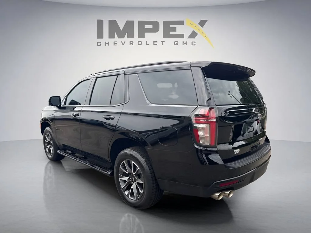 Used 2023 Black Chevrolet Z71 image 3
