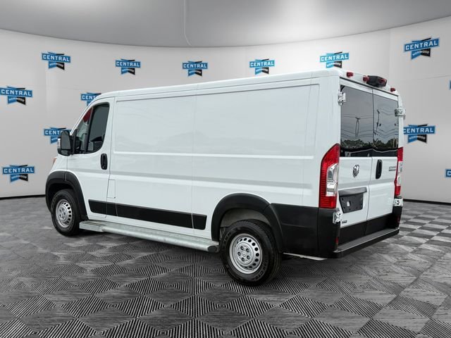Used 2025 White Ram Base image 3