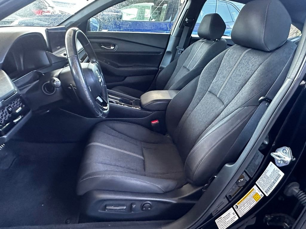 Used 2024  Honda Sport image 16