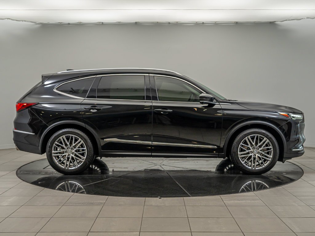 Certified Used 2022 Majestic Black Pearl Acura Advance image 4