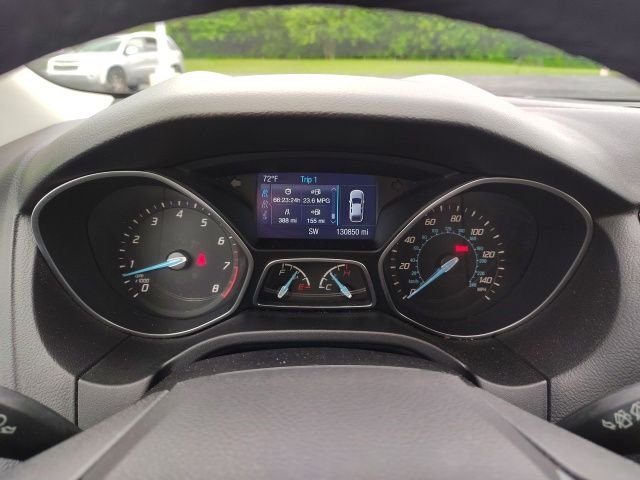 Used 2014 Red Ford SE image 14