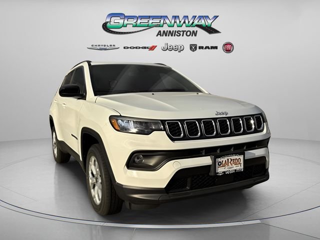 2026 Jeep Compass Latitude 4X4's photo