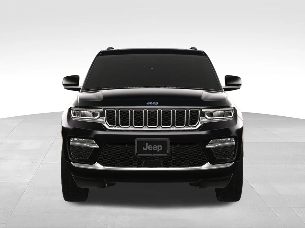 New 2024 Diamond Black Crystal Pearlcoat Jeep 4xe image 10
