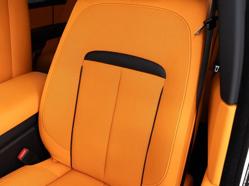 New 2026 English White Rolls-Royce  image 18