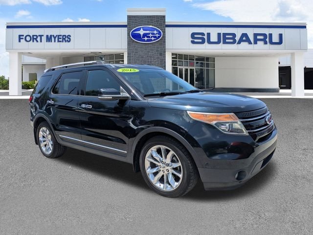 Used 2015  Ford Limited image 2