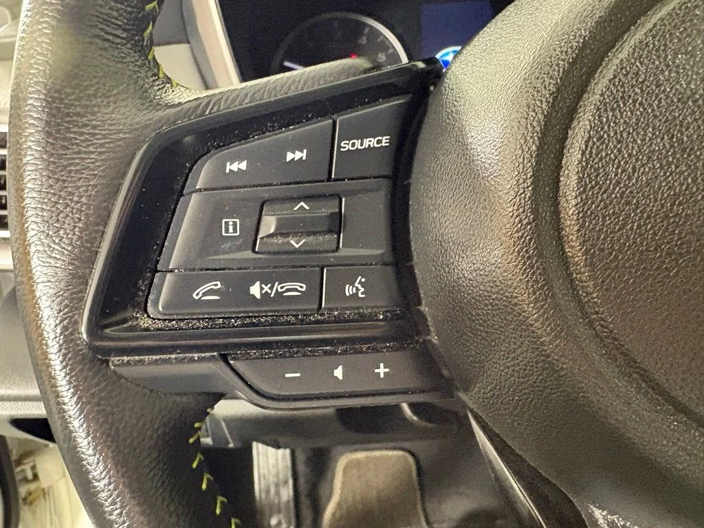 Used 2025 Crystal White Pearl Subaru Onyx Edition image 24