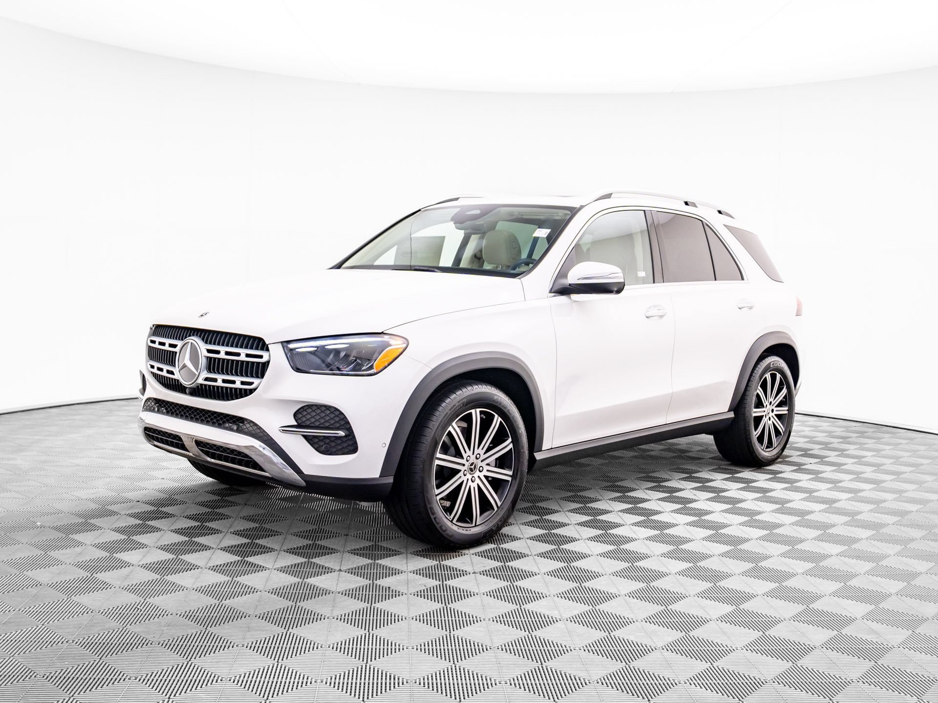 New 2026 Polar White Mercedes-Benz GLE 350 image 40
