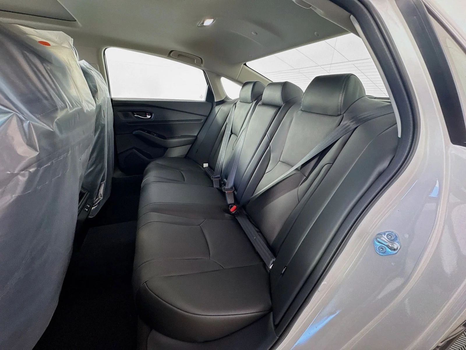 Used 2023 White Honda Touring image 15