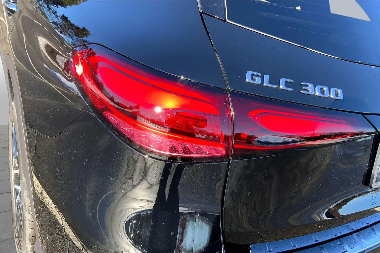 Used 2026 Black Mercedes-Benz GLC 300 image 18