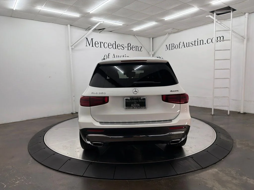 New 2026 White Mercedes-Benz GLB 250 image 6