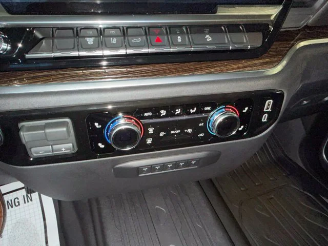 New 2026 Summit White GMC SLE image 38