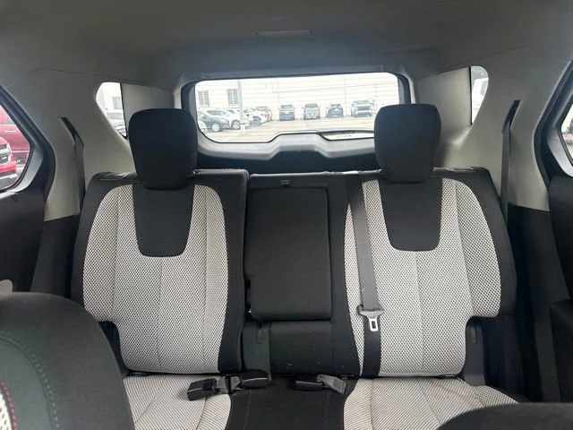 Used 2017 SILVER ICE METALLIC Chevrolet LS image 25